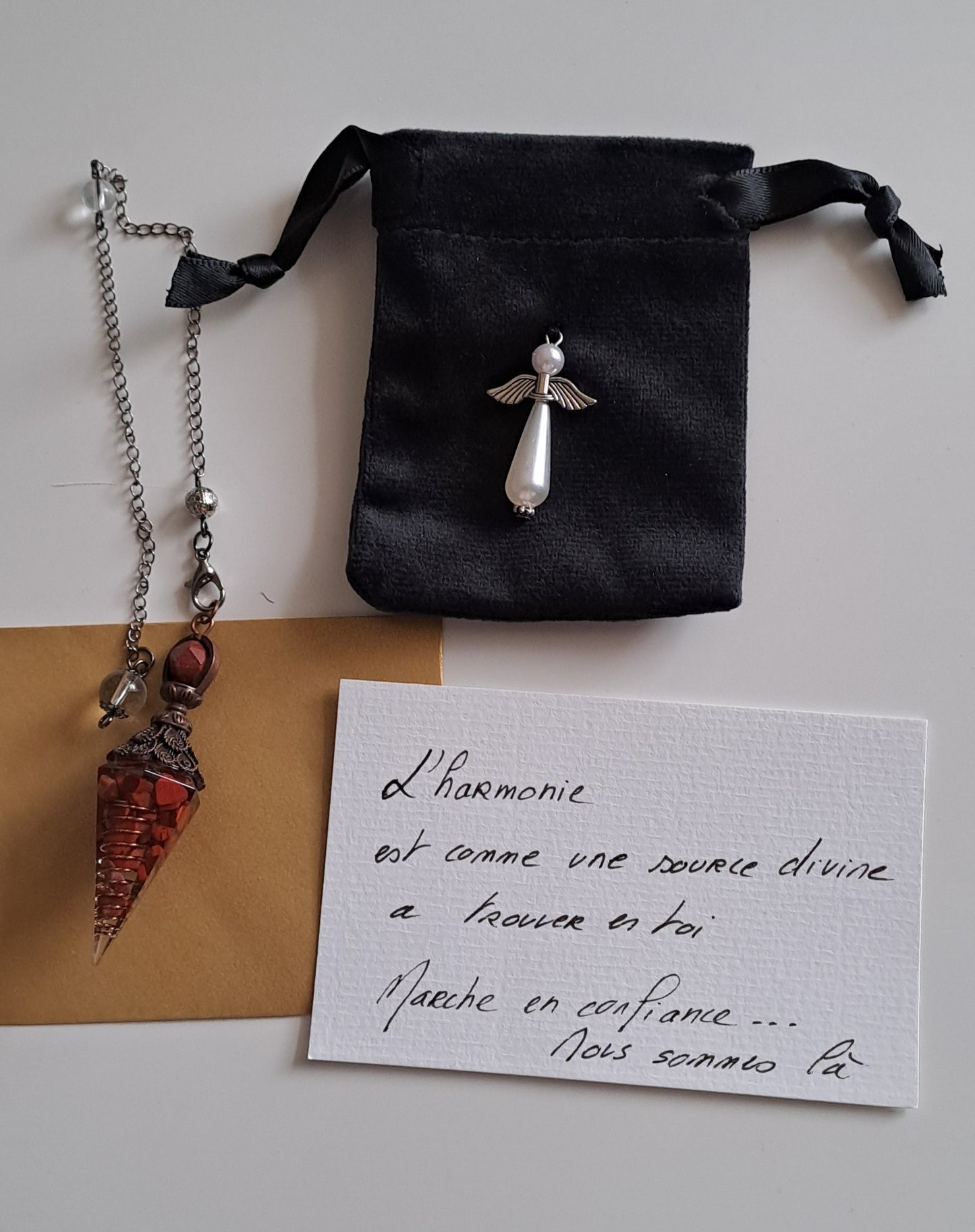 Pendule Vintage et pochette avec message
